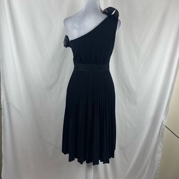 Max And Cleo Black Ruffled Pleated BalletCore Party Event Dress NWOT Size 6 - Picture 5 of 12